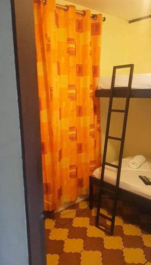 ליברייה Hostel Dodero מראה חיצוני תמונה