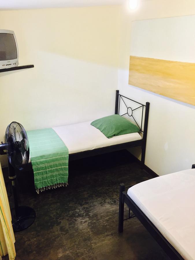 ליברייה Hostel Dodero מראה חיצוני תמונה