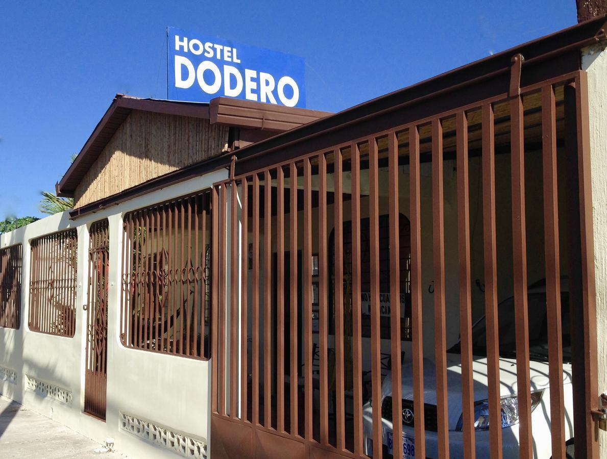 ליברייה Hostel Dodero מראה חיצוני תמונה
