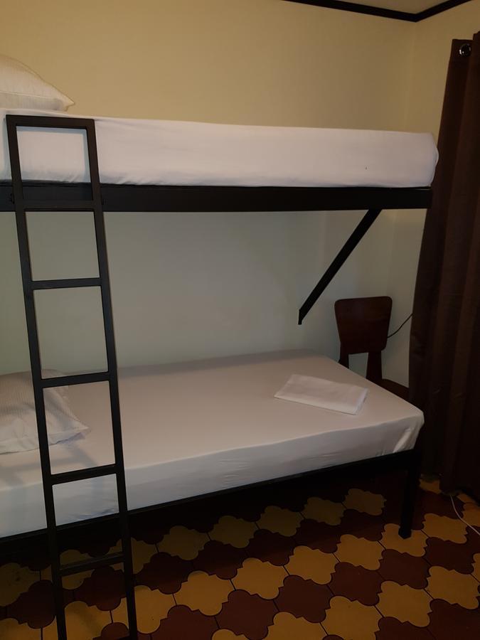 ליברייה Hostel Dodero מראה חיצוני תמונה